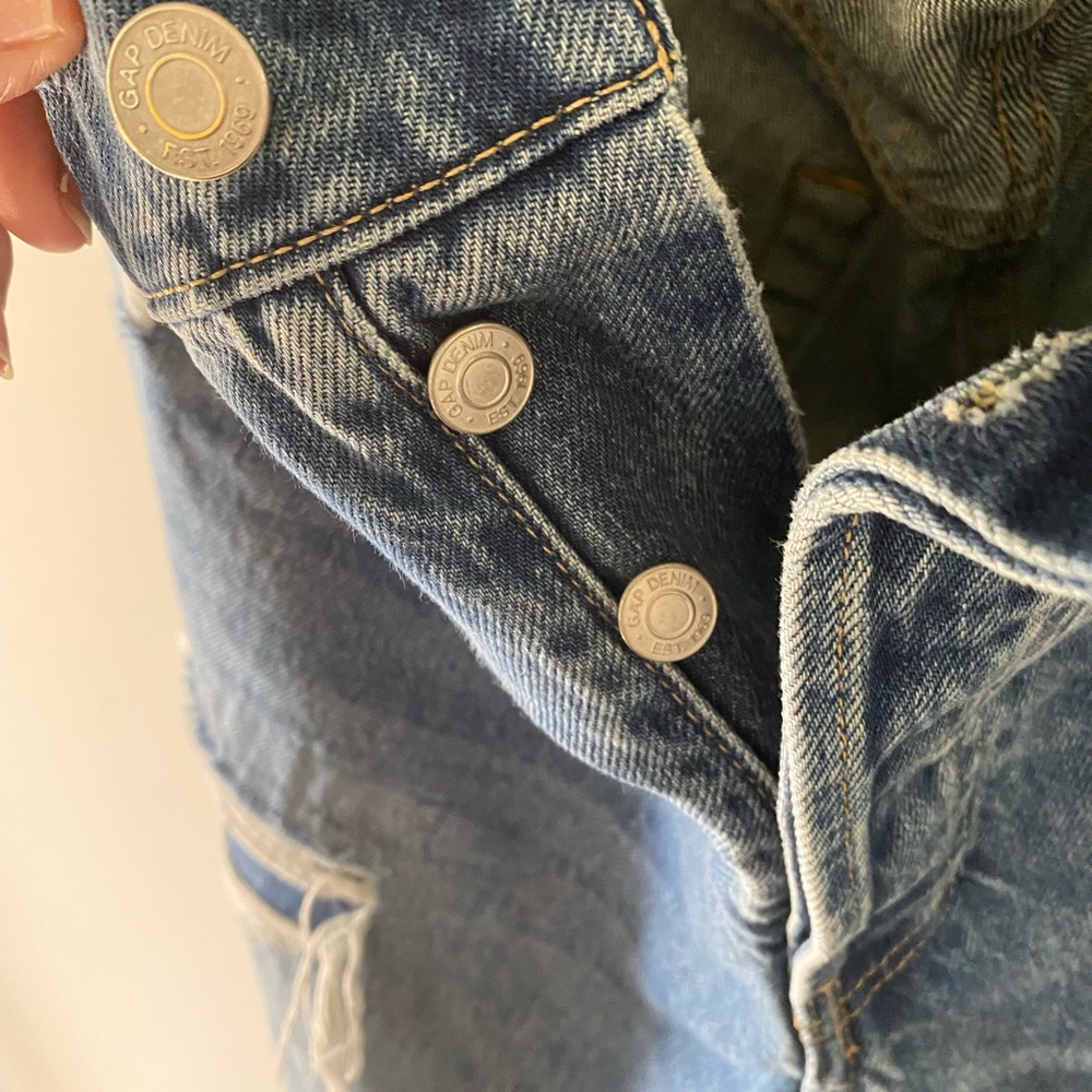 Deconstructed Ripped Jeans GAP - Picture 3 of 5
